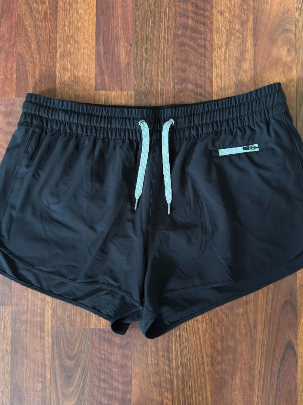 Vuori Clementine 2.0 Running Shorts Womens Large Black VW3000 Athletic Lined